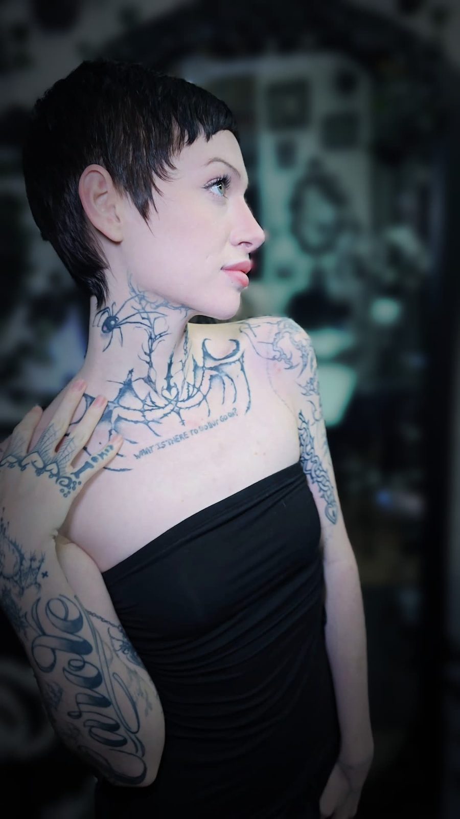 Alt colour & razor work by Steph at Heads Will Roll, Hollywood — look 11